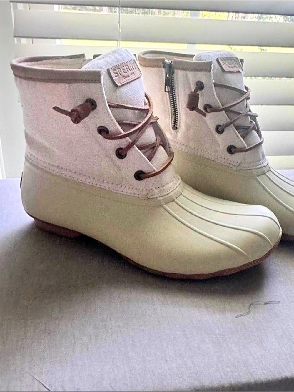 Sperry Saltwater Duck Boot Cream & White US 9.5M